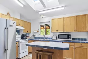245 N Cedar St, Yamhill, OR 97148 - Photo 4