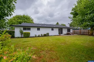 540 N 12th St, Independence, OR 97351 - Photo 36