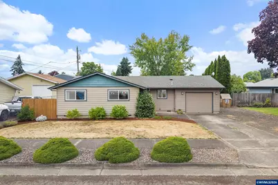 295 Wassom St, Lebanon, OR 97355 - Photo 1