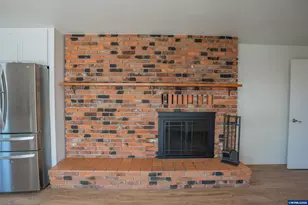 120 Kees St, Lebanon, OR 97355 - Photo 10