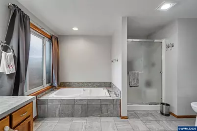 418 Valleywood Dr SE, Salem, OR 97306 - Photo 28