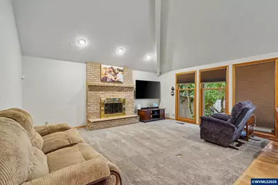 418 Valleywood Dr SE, Salem, OR 97306 - Photo 8