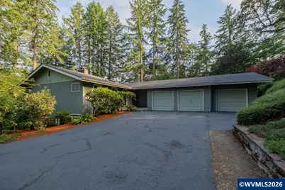 2810 NW Royal Oaks Dr, Corvallis, OR 97330 - Photo 1