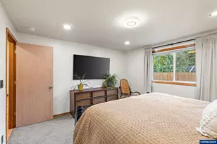 431 Violet St, Lebanon, OR 97355 - Photo 16