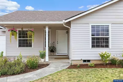 431 Violet St, Lebanon, OR 97355 - Photo 4