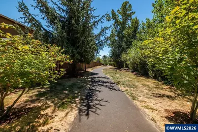 2354 NW Laura Vista Dr, Albany, OR 97321 - Photo 8