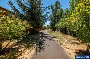 2354 NW Laura Vis Dr, Albany, OR 97321 - Photo 8