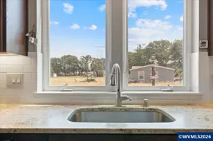 17245 Brown Rd, Dallas, OR 97338 - Photo 14
