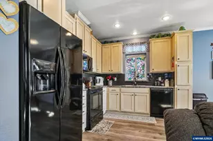 515 SE Sheridan Rd, Sheridan, OR 97378 - Photo 8
