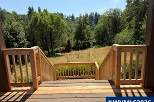38266 E Knieriem Rd, Corbett, OR 97019 - Photo 4