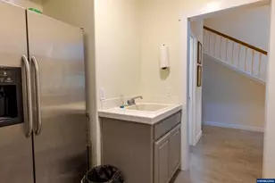381 Silver Hills Cir SE, Salem, OR 97306 - Photo 18