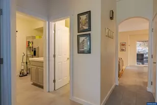 381 Silver Hills Cir SE, Salem, OR 97306 - Photo 16