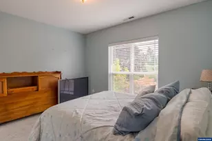 381 Silver Hills Cir SE, Salem, OR 97306 - Photo 34