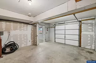 9264 Glory Ct NE, Salem, OR 97305 - Photo 32