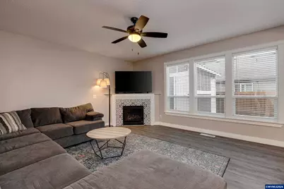 4889 Whitewater St NE, Salem, OR 97305 - Photo 12