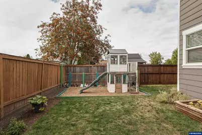 4889 Whitewater St NE, Salem, OR 97305 - Photo 32