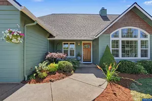30090 Vicki Ln, Lebanon, OR 97355 - Photo 4