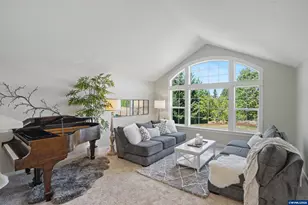 30090 Vicki Ln, Lebanon, OR 97355 - Photo 6