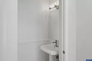 30090 Vicki Ln, Lebanon, OR 97355 - Photo 28