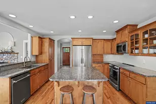 30090 Vicki Ln, Lebanon, OR 97355 - Photo 14