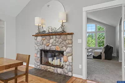 30090 Vicki Ln, Lebanon, OR 97355 - Photo 16