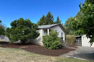 721 N 12th St, Philomath, OR 97370 - Photo 1