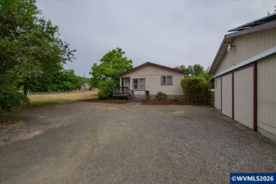 721 N 12th St, Philomath, OR 97370 - Photo 6