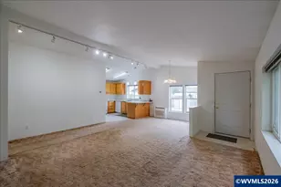 721 N 12th St, Philomath, OR 97370 - Photo 14
