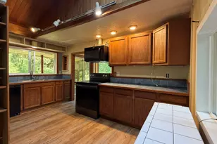 1799 N Doris Ln, Otis, OR 97368 - Photo 10