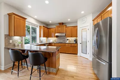 2454 Egret Av SE, Salem, OR 97306 - Photo 4