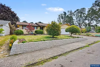 568 49th Av SE, Salem, OR 97317 - Photo 2