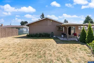 105 SE Berry St, Lebanon, OR 97355 - Photo 38
