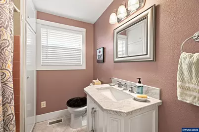 1050 Astor Wy, Woodburn, OR 97071 - Photo 14