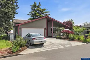 565 Brown Ct Ct, Woodburn, OR 97071 - Photo 4