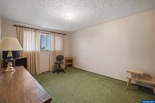 334 S Cascade Dr, Woodburn, OR 97071 - Photo 14