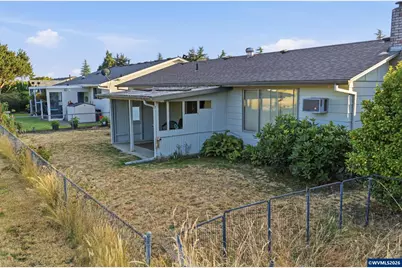 334 S Cascade Dr, Woodburn, OR 97071 - Photo 24