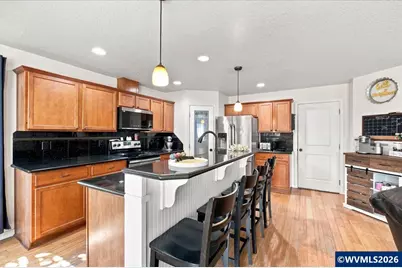 195 Picture St, Independence, OR 97351 - Photo 14