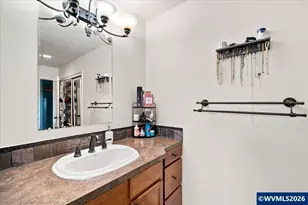 195 Picture St, Independence, OR 97351 - Photo 34