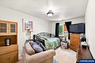 195 Picture St, Independence, OR 97351 - Photo 32