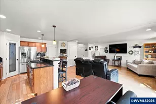 195 Picture St, Independence, OR 97351 - Photo 12