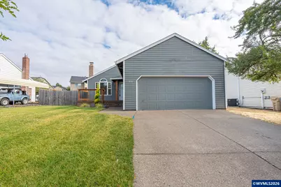 330 NW Denton St, Dallas, OR 97338 - Photo 2