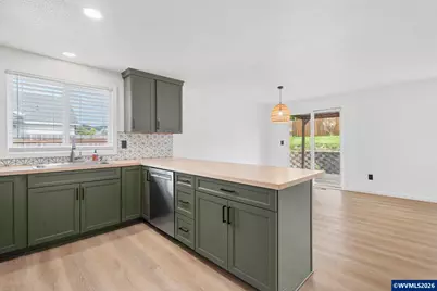 330 NW Denton St, Dallas, OR 97338 - Photo 12