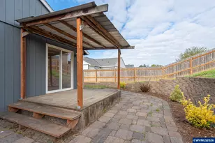 330 NW Denton St, Dallas, OR 97338 - Photo 38