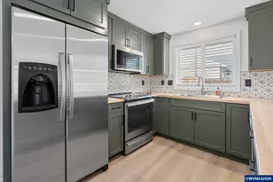 330 NW Denton St, Dallas, OR 97338 - Photo 14