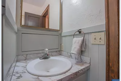 600 Mountain View Rd, Sweet Home, OR 97338 - Photo 18