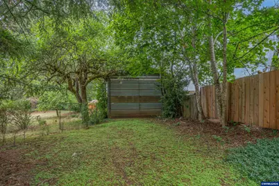 600 Mountain View Rd, Sweet Home, OR 97338 - Photo 38