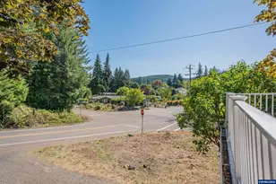 600 Mountain View Rd, Sweet Home, OR 97338 - Photo 44