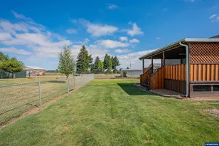 33554 Penny Ln, Lebanon, OR 97355 - Photo 26