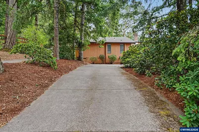 2026 NW Christopher Pl, Corvallis, OR 97330 - Photo 2