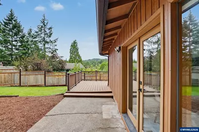 2026 NW Christopher Pl, Corvallis, OR 97330 - Photo 32